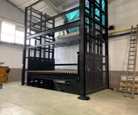 Montacargas Mercadock